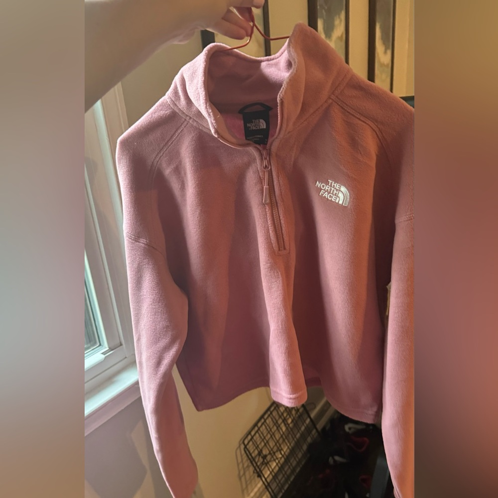Brand new with tags! North face cropped pink fleece pull over